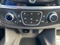 Used 2018 Chevrolet Traverse 4d SUV AWD LT Cloth w/1LT at Clutts Auto Sales near Hazard, KY