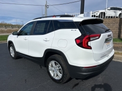 Used 2023  GMC Terrain AWD 4dr SLE at Clutts Auto Sales near Hazard, KY