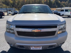 Used 2007  Chevrolet Suburban 1500 SUV 4WD LTZ at Clutts Auto Sales near Hazard&comma; KY