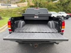Used 2004  GMC Sierra 2500 4WD Crew Cab HD at Clutts Auto Sales near Hazard&comma; KY