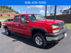Used 2005  Chevrolet Silverado 3500 4WD Crew Cab Work Truck SRW at Clutts Auto Sales near Hazard&comma; KY