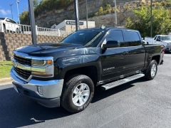 Used 2017 Chevrolet Silverado 1500 4WD Crew Cab LT at Clutts Auto Sales near Hazard, KY