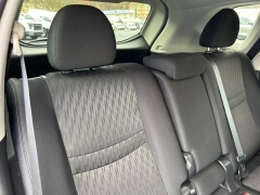 Used 2018  Nissan Rogue 4d SUV AWD SV at Clutts Auto Sales near Hazard, KY