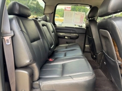 Used 2011  GMC Sierra 1500 4WD Crew Cab SLE at Clutts Auto Sales near Hazard&comma; KY