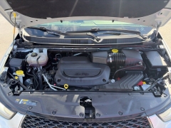 Used 2024  Chrysler Pacifica Touring L FWD at Clutts Auto Sales near Hazard&comma; KY