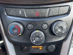 Used 2020  Chevrolet Trax 4d SUV AWD LT at Clutts Auto Sales near Hazard&comma; KY