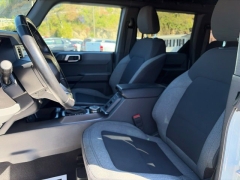 Used 2022  Ford Bronco Base 4 Door 4x4 at Clutts Auto Sales near Hazard&comma; KY