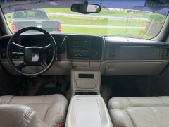 Used 2002  Chevrolet Tahoe 4d SUV 4WD Z71 at Clutts Auto Sales near Hazard&comma; KY