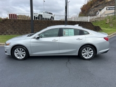 Used 2020  Chevrolet Malibu 4d Sedan LT at Clutts Auto Sales near Hazard, KY
