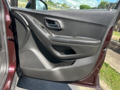 Used 2022 Chevrolet Trax AWD 4dr LT at Clutts Auto Sales near Hazard, KY