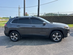 Used 2019 Jeep Cherokee 4d SUV 4WD Limited 3.2L at Clutts Auto Sales near Hazard, KY