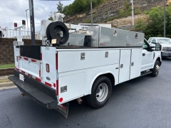 Used 2018  Ford Super Duty F-350 CC 2WD Reg Cab 169" DRW XL at Clutts Auto Sales near Hazard&comma; KY