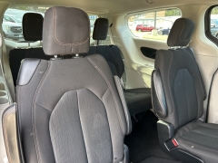 Used 2020  Chrysler Pacifica 4d Wagon Touring at Clutts Auto Sales near Hazard, KY