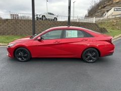 Used 2021  Hyundai Elantra SEL IVT at Clutts Auto Sales near Hazard&comma; KY