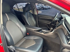 Used 2019  Toyota Camry 4d Sedan SE at Clutts Auto Sales near Hazard&comma; KY