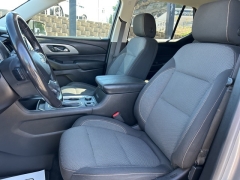 Used 2018 Chevrolet Traverse 4d SUV AWD LT Cloth w/1LT at Clutts Auto Sales near Hazard, KY