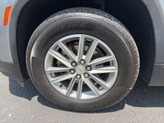 Used 2023  Chevrolet Traverse AWD 4dr LT Cloth w&sol;1LT at Clutts Auto Sales near Hazard&comma; KY