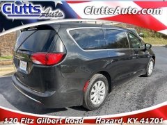 Used 2020  Chrysler Pacifica 4d Wagon Touring at Clutts Auto Sales near Hazard&comma; KY