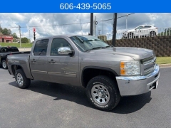Used 2013  Chevrolet Silverado 1500 4WD Crew Cab LT at Clutts Auto Sales near Hazard&comma; KY
