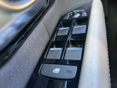 Used 2016  Land Rover Range Rover Evoque 5d SAV SE Premium at Clutts Auto Sales near Hazard&comma; KY