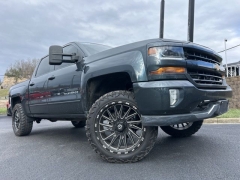  2017 Chevrolet Silverado 1500 4WD Crew Cab LT Z71 at Clutts Auto Sales near Hazard&comma; KY