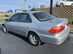 Used 1999  Honda Accord Sedan 4d LX AT at Clutts Auto Sales near Hazard, KY