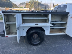 Used 2022 Ram 3500 Cab-Chassis 4WD Tradesman Crew Cab 60" CA 172.4" WB at Clutts Auto Sales near Hazard, KY
