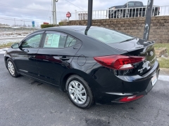 Used 2019  Hyundai Elantra 4d Sedan SE Auto at Clutts Auto Sales near Hazard&comma; KY