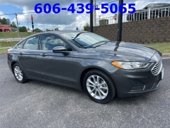 Used 2020 Ford Fusion 4d Sedan FWD SE 2.5L at Clutts Auto Sales near Hazard, KY