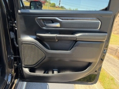 Used 2019  Ram 1500 4WD Crew Cab Big Horn&sol;Lone Star at Clutts Auto Sales near Hazard&comma; KY