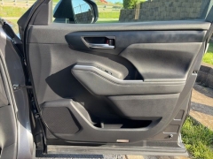 Used 2022  Toyota Highlander XLE AWD at Clutts Auto Sales near Hazard&comma; KY