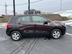 Used 2020  Chevrolet Trax 4d SUV AWD LS at Clutts Auto Sales near Hazard&comma; KY