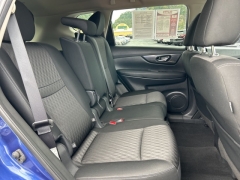 Used 2018 Nissan Rogue 4d SUV AWD SV at Clutts Auto Sales near Hazard, KY