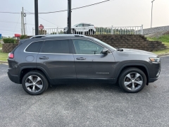 Used 2019 Jeep Cherokee 4d SUV 4WD Limited 2.0L Turbo at Clutts Auto Sales near Hazard, KY