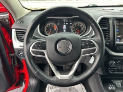 Used 2017  Jeep Cherokee 4d SUV 4WD Trailhawk V6 at Clutts Auto Sales near Hazard&comma; KY