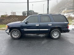 Used 2004  GMC Yukon 4d SUV 4WD SLE at Clutts Auto Sales near Hazard&comma; KY