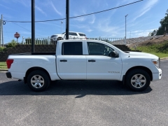 Used 2021 Nissan Titan 4x4 Crew Cab S at Clutts Auto Sales near Hazard, KY