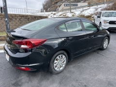 Used 2019  Hyundai Elantra 4d Sedan SE Auto at Clutts Auto Sales near Hazard&comma; KY