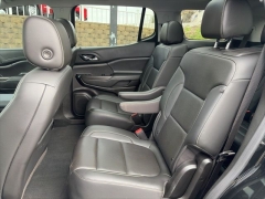 Used 2023  GMC Acadia AWD 4dr SLT at Clutts Auto Sales near Hazard&comma; KY