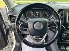 Used 2020 Jeep Cherokee 4d SUV 4WD Latitude Plus Altitude 3.2L at Clutts Auto Sales near Hazard, KY