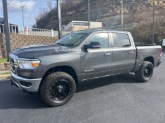 Used 2019  Ram 1500 4WD Crew Cab Big Horn&sol;Lone Star Level 2 at Clutts Auto Sales near Hazard&comma; KY