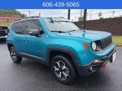 Used 2019  Jeep Renegade 4d SUV 4WD Trailhawk at Clutts Auto Sales near Hazard&comma; KY