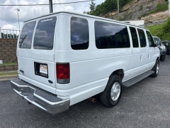 Used 2006 Ford Econoline Wagon E350 Ext Wagon Super XL at Clutts Auto Sales near Hazard, KY