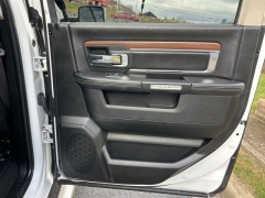 Used 2018  Ram 1500 4WD Crew Cab Laramie at Clutts Auto Sales near Hazard&comma; KY