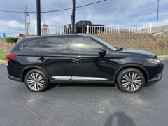 Used 2019  Mitsubishi Outlander 4d SUV FWD SE at Clutts Auto Sales near Hazard&comma; KY