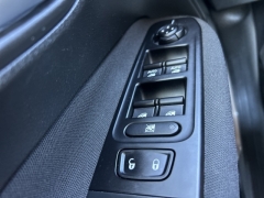 Used 2015 Jeep Renegade 4d SUV 4WD Sport at Clutts Auto Sales near Hazard, KY