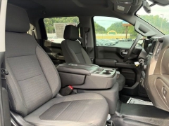 Used 2020  Chevrolet Silverado 1500 4WD Crew Cab Work Truck at Clutts Auto Sales near Hazard&comma; KY