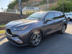 Used 2022  Toyota Highlander XLE AWD at Clutts Auto Sales near Hazard&comma; KY