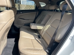 Used 2018  Hyundai Tucson 4d SUV AWD SEL Plus at Clutts Auto Sales near Hazard&comma; KY