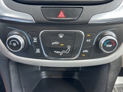 Used 2020 Chevrolet Equinox 4d SUV AWD LT w/2FL at Clutts Auto Sales near Hazard, KY